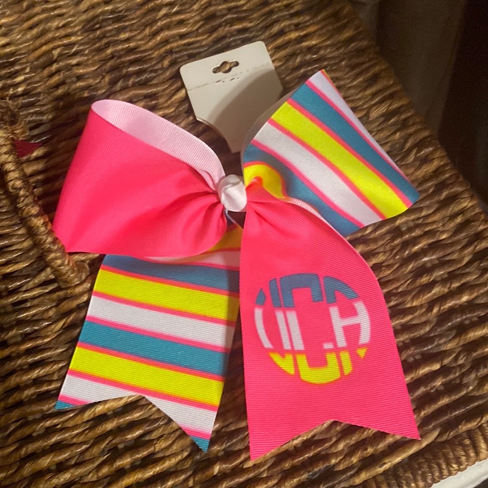 UCA Bow